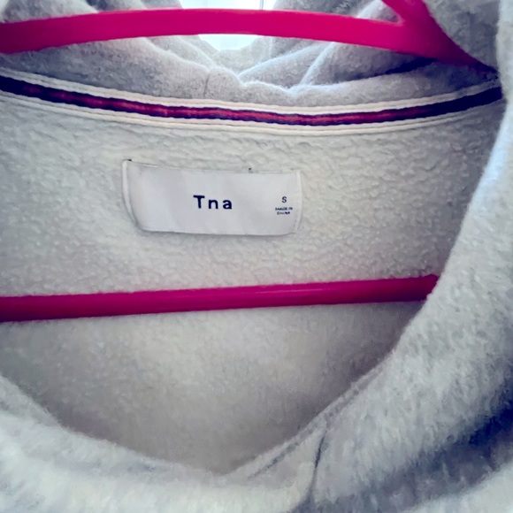 COPY - TNA Cozy Fleece Perfect Hoodie Aritzia - Picture 3 of 8